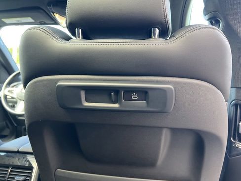 Used 2023 BMW X5 xDrive40i w/ M Sport Package AWD/4WD image 69