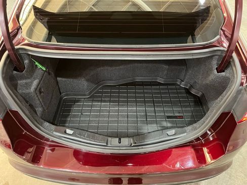 Used 2018 Ford Fusion Titanium image 11