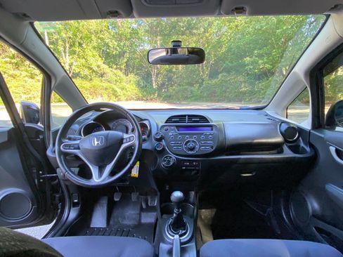 Used 2012 Honda Fit Sport image 28