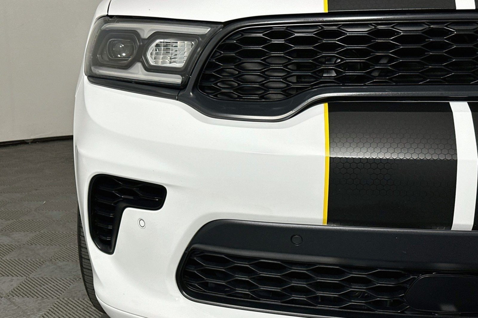 Used 2024 Dodge Durango SRT AWD/4WD image 17
