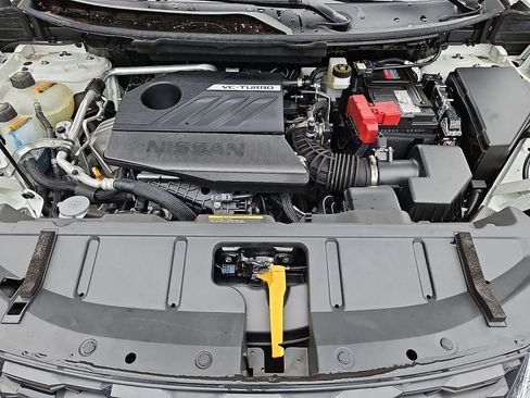 Certified 2023 Nissan Rogue Platinum AWD/4WD image 32