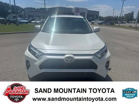 Used 2022 Toyota RAV4 XLE Premium FWD image 7