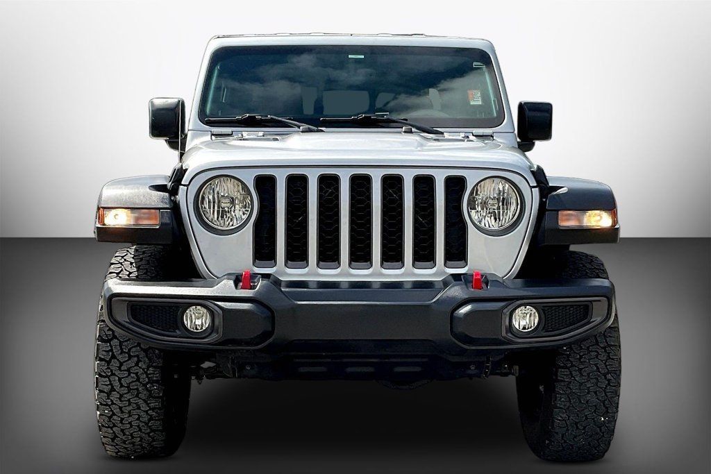 Used 2023 Jeep Gladiator Rubicon w/ Cold Weather Group AWD/4WD image 2