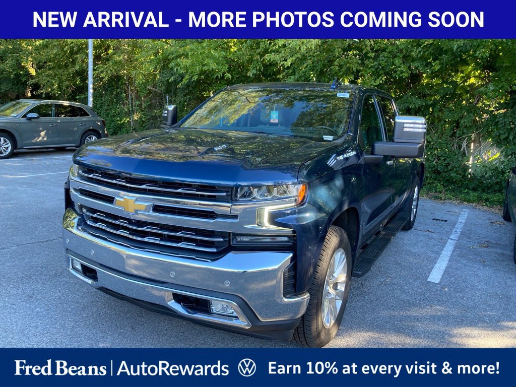 Used 2021 Chevrolet Silverado 1500 LTZ w/ LTZ Premium Package AWD/4WD image 3