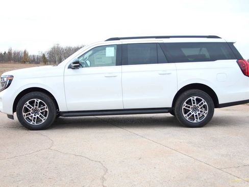 New 2025 Ford Expedition Max Active image 5