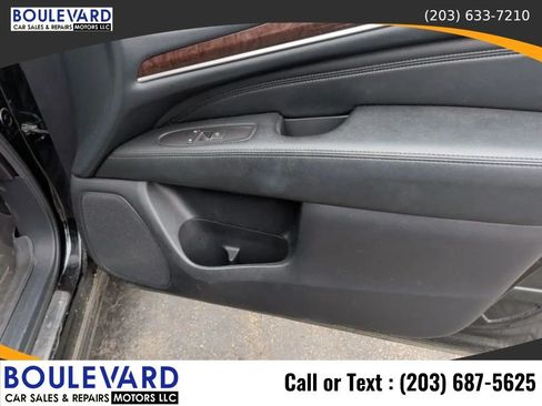 Used 2014 INFINITI QX60 Luxe w/ Deluxe Touring Package AWD/4WD image 38