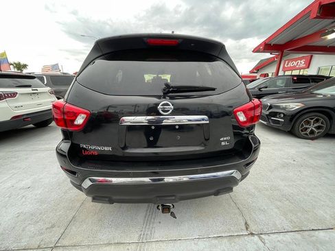 Used 2019 Nissan Pathfinder SL AWD/4WD image 5