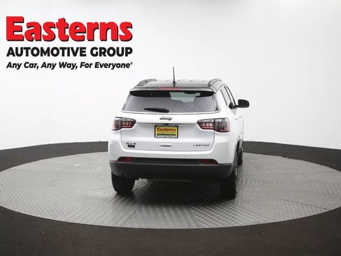 Used 2025 Jeep Compass Limited AWD/4WD image 36