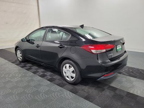 Used 2017 Kia Forte LX FWD image 3