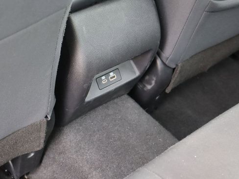 Used 2024 Nissan Altima 2.5 SV FWD image 18