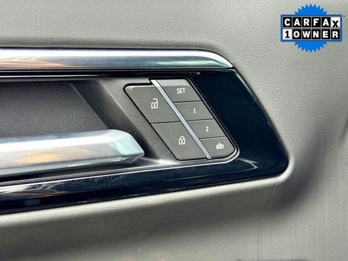 Used 2026 Chevrolet Tahoe LT w/ Comfort Package image 17