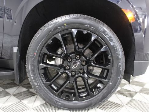 Used 2022 Chevrolet Suburban RST w/ Luxury Package AWD/4WD image 46