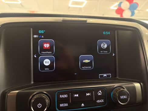 Used 2018 Chevrolet Silverado 1500 LT w/ All Star Edition AWD/4WD image 28