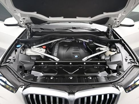 Used 2026 BMW X5 xDrive40i w/ Premium Package AWD/4WD image 20