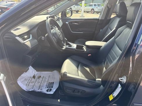 Certified 2023 Toyota RAV4 XLE Premium AWD/4WD image 7