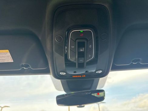 Used 2019 Audi Q8 Prestige w/ Towing Package image 22