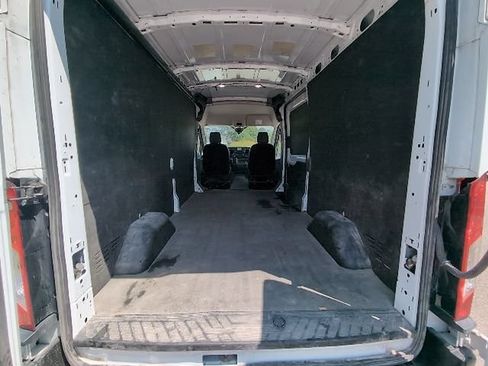 Used 2023 Ford Transit 250 Medium Roof AWD w/ Load Area Protection Package image 6