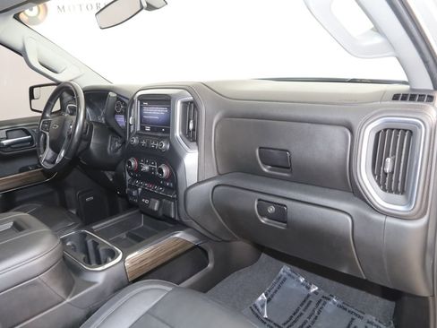 Used 2019 Chevrolet Silverado 1500 LT Trail Boss AWD/4WD image 38