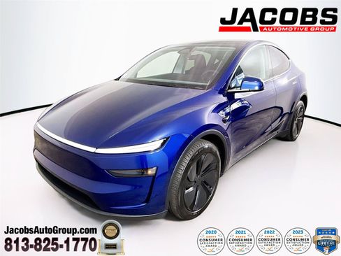 Used 2026 Tesla Model Y 2WD image 1