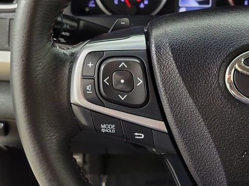 Used 2017 Toyota Camry SE FWD image 24