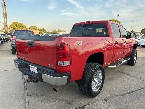 Used 2012 GMC Sierra 2500 SLE w/ SLE Preferred Package image 5