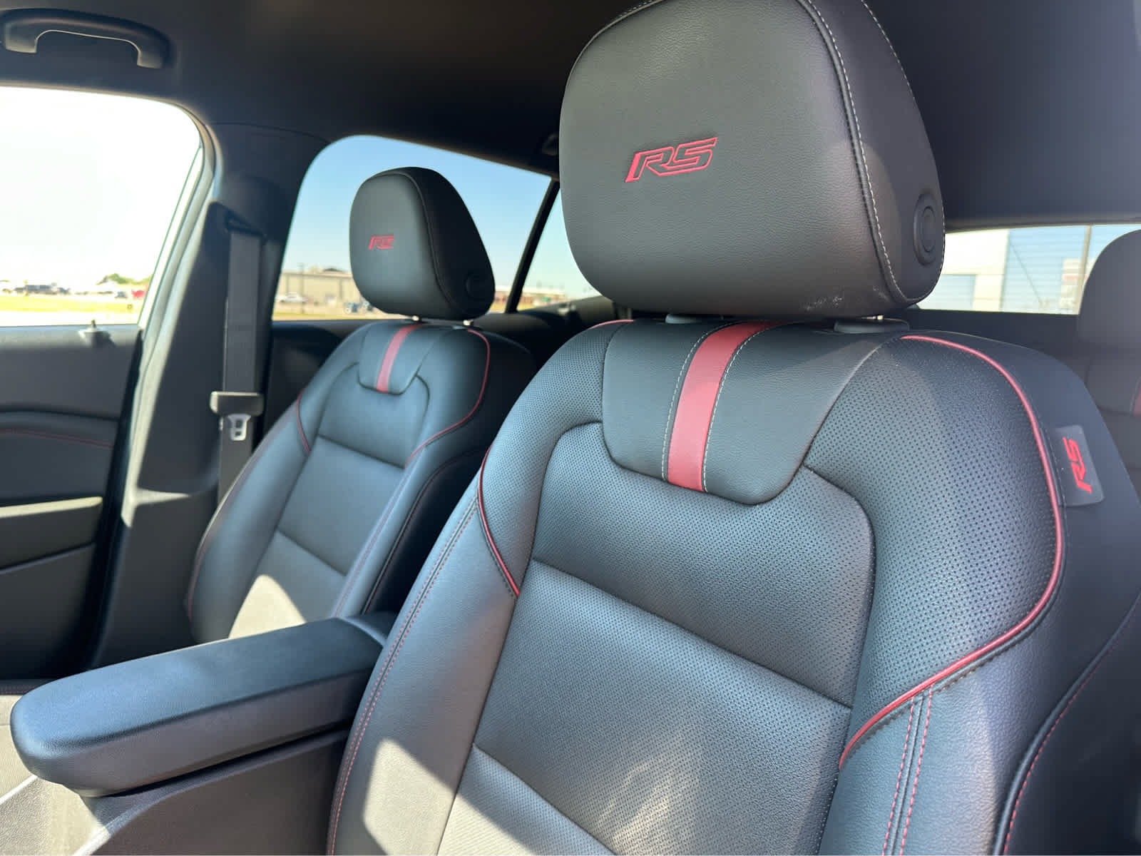 Used 2024 Chevrolet Trax RS w/ Driver Confidence Package FWD image 15