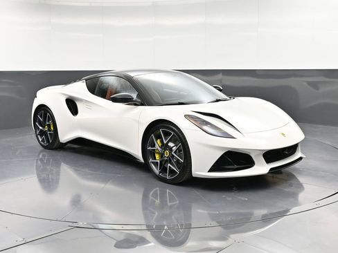 New 2026 Lotus Emira SE image 10