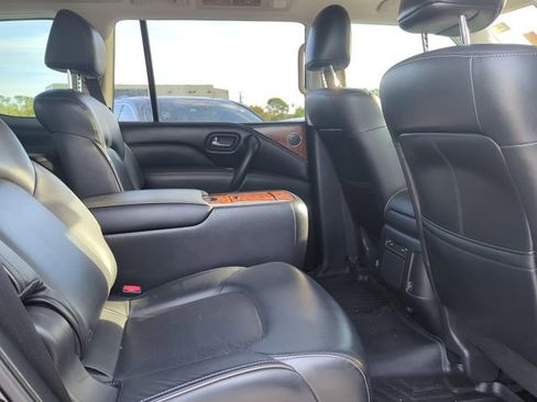 Used 2018 INFINITI QX80 4WD w/ Driver Assistance Package image 24