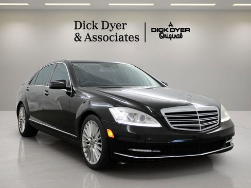 Used 2010 Mercedes-Benz S 550 image 1