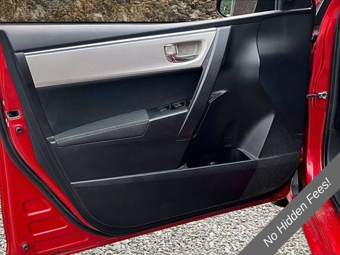 Used 2014 Toyota Corolla LE FWD image 18
