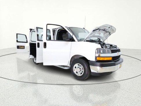 Used 2024 Chevrolet Express 2500 w/ Driver Convenience Package RWD image 11