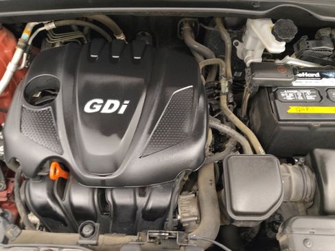 Used 2015 Hyundai Tucson SE image 30