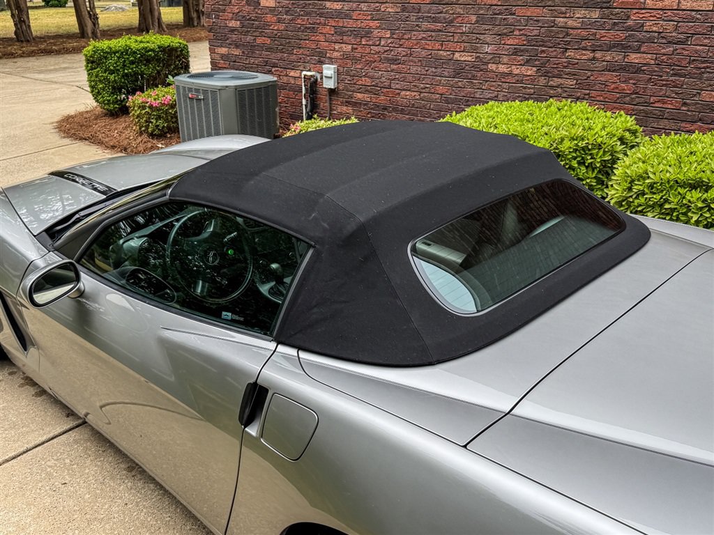 Used 2006 Chevrolet Corvette Convertible w/ Preferred Equipment Group RWD image 5