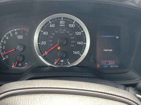 Used 2022 Toyota Corolla SE FWD image 27