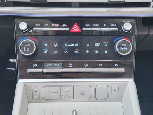 Used 2025 Hyundai Santa Fe Calligraphy FWD image 14