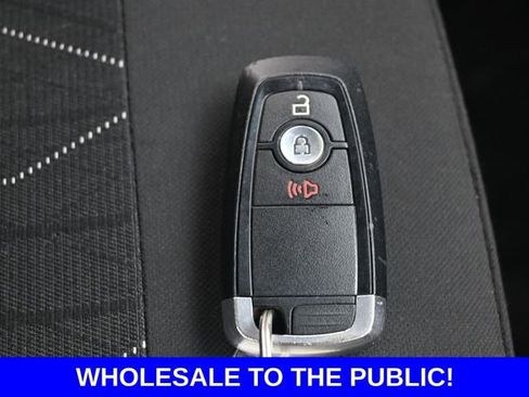 Used 2018 Ford EcoSport SE w/ SE Convenience Package image 17