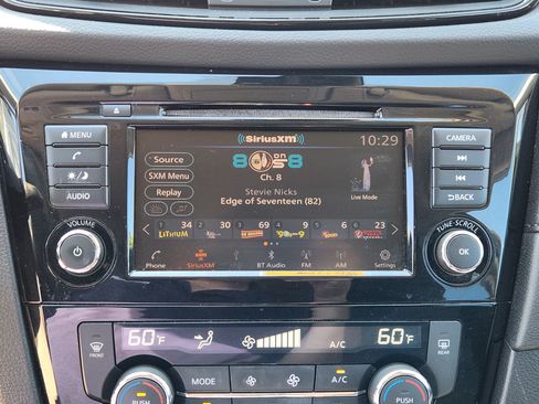 Certified 2020 Nissan Rogue SV AWD/4WD image 11