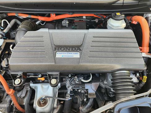 Certified 2020 Honda CR-V Touring image 30