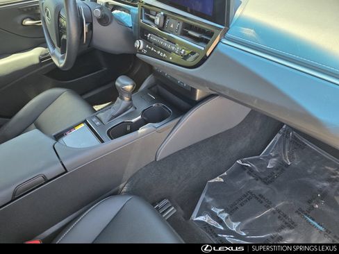 Certified 2025 Lexus ES 300h w/ Premium Package FWD image 30