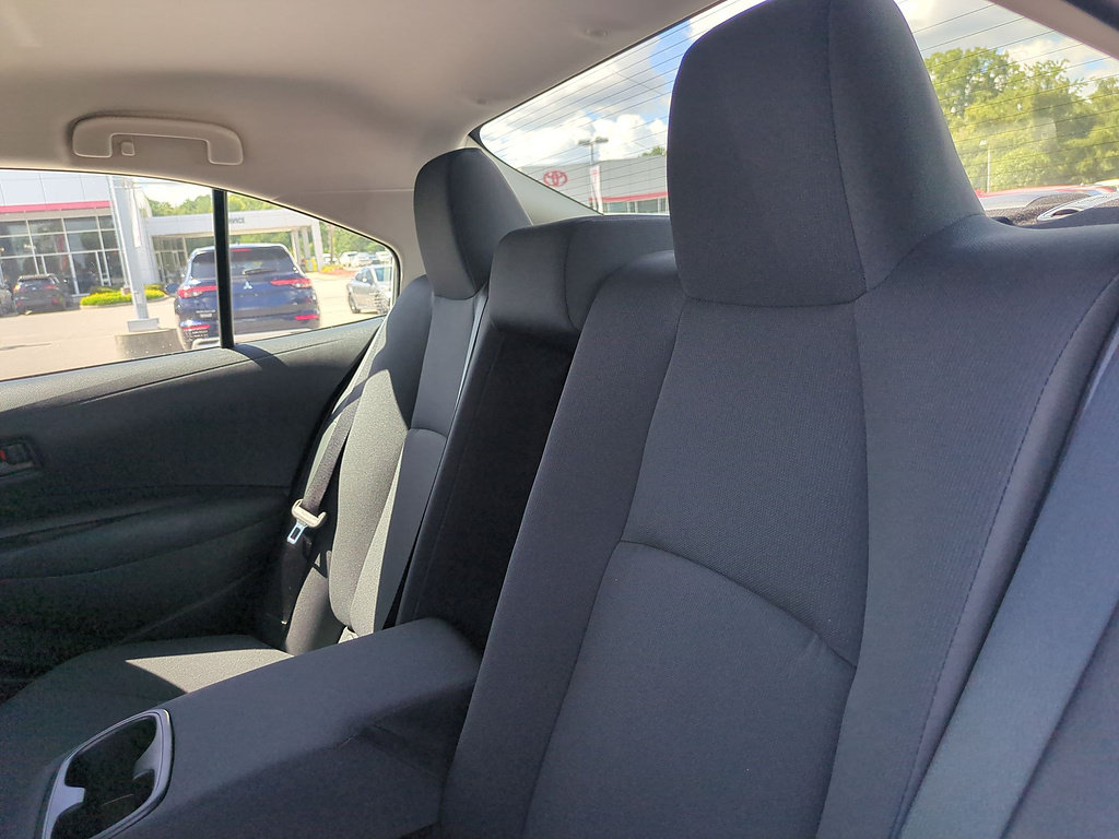 Used 2026 Toyota Corolla LE FWD image 27