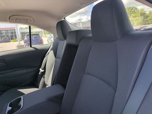 Used 2026 Toyota Corolla LE FWD image 27