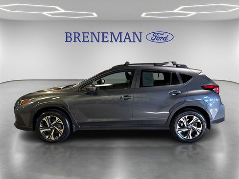 Used 2024 Subaru Crosstrek 2.0i Premium image 8