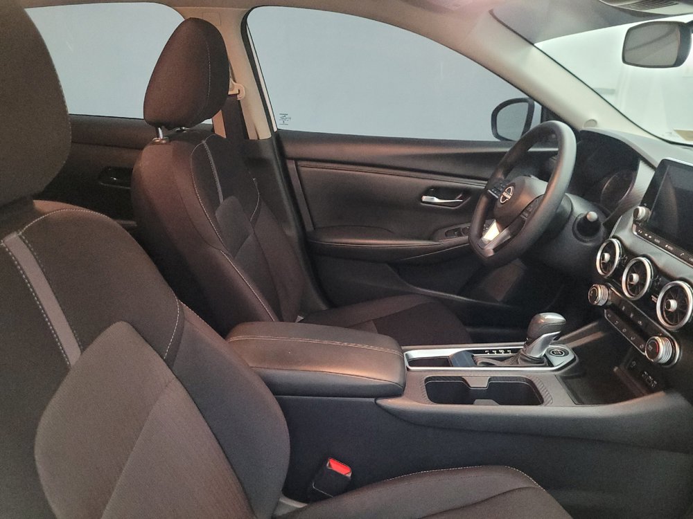 Used 2025 Nissan Sentra SV FWD image 21