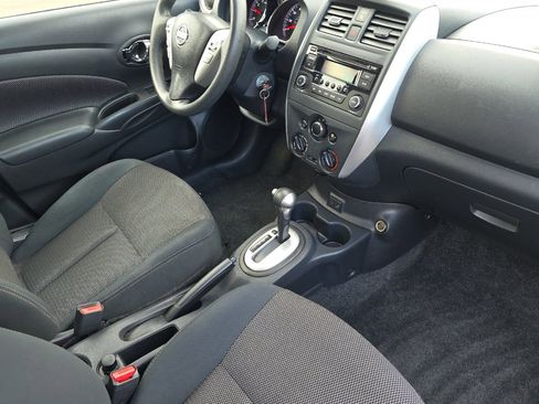 Used 2017 Nissan Versa SV image 15