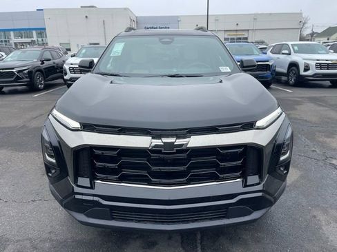 New 2026 Chevrolet Equinox ACTIV w/ Convenience Package III image 2