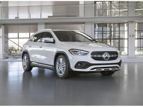 Certified 2023 Mercedes-Benz GLA 250 4MATIC image 11