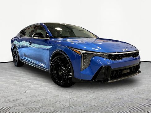 Certified 2025 Kia K4 GT-Line Turbo FWD image 3