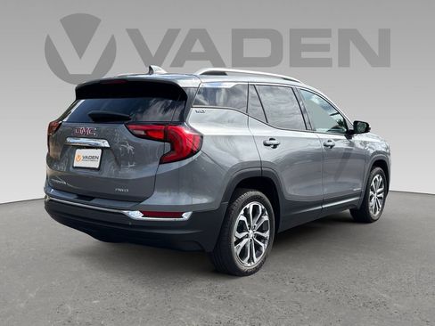 Used 2021 GMC Terrain SLT image 18