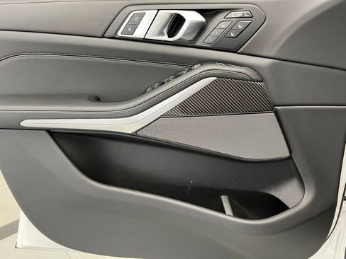 Certified 2026 BMW X7 M60i AWD/4WD image 21