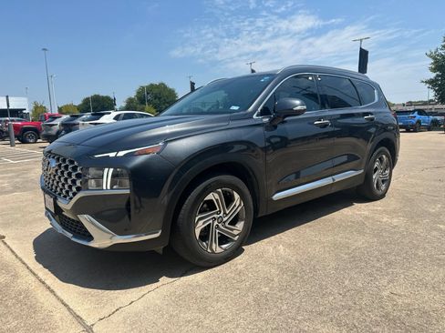 Used 2022 Hyundai Santa Fe SEL w/ Convenience Package FWD image 2